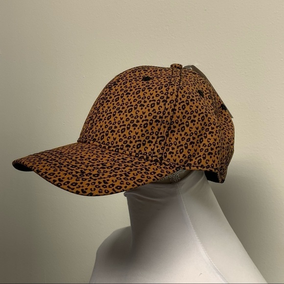 Time and Tru | Leopard Print Baseball Cap Hat NWT - Picture 2 of 6